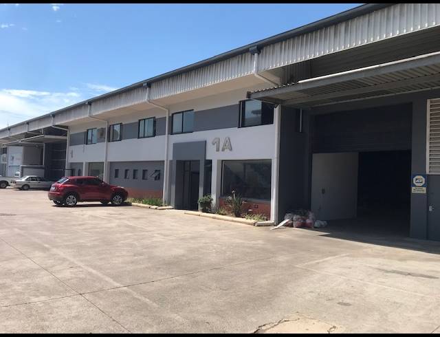 1,200M² WAREHOUSE TO LET IN RIVERHORSE VALLEY